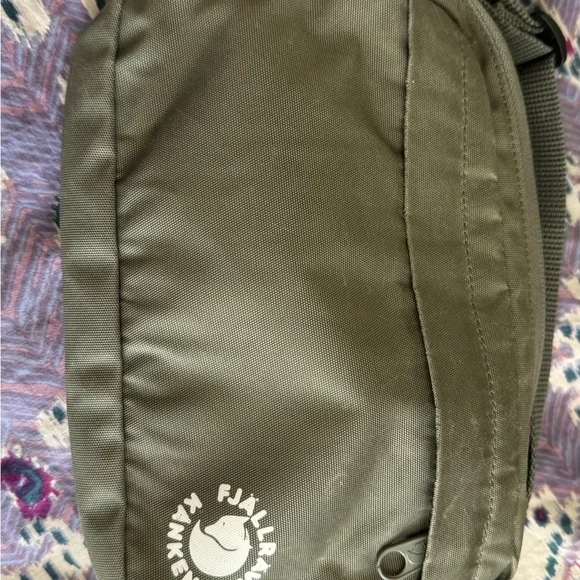 FjallRaven Kanken Small Bag - Picture 6 of 7